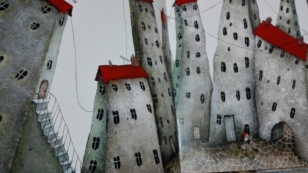 "ufak tefek bizim Memo"